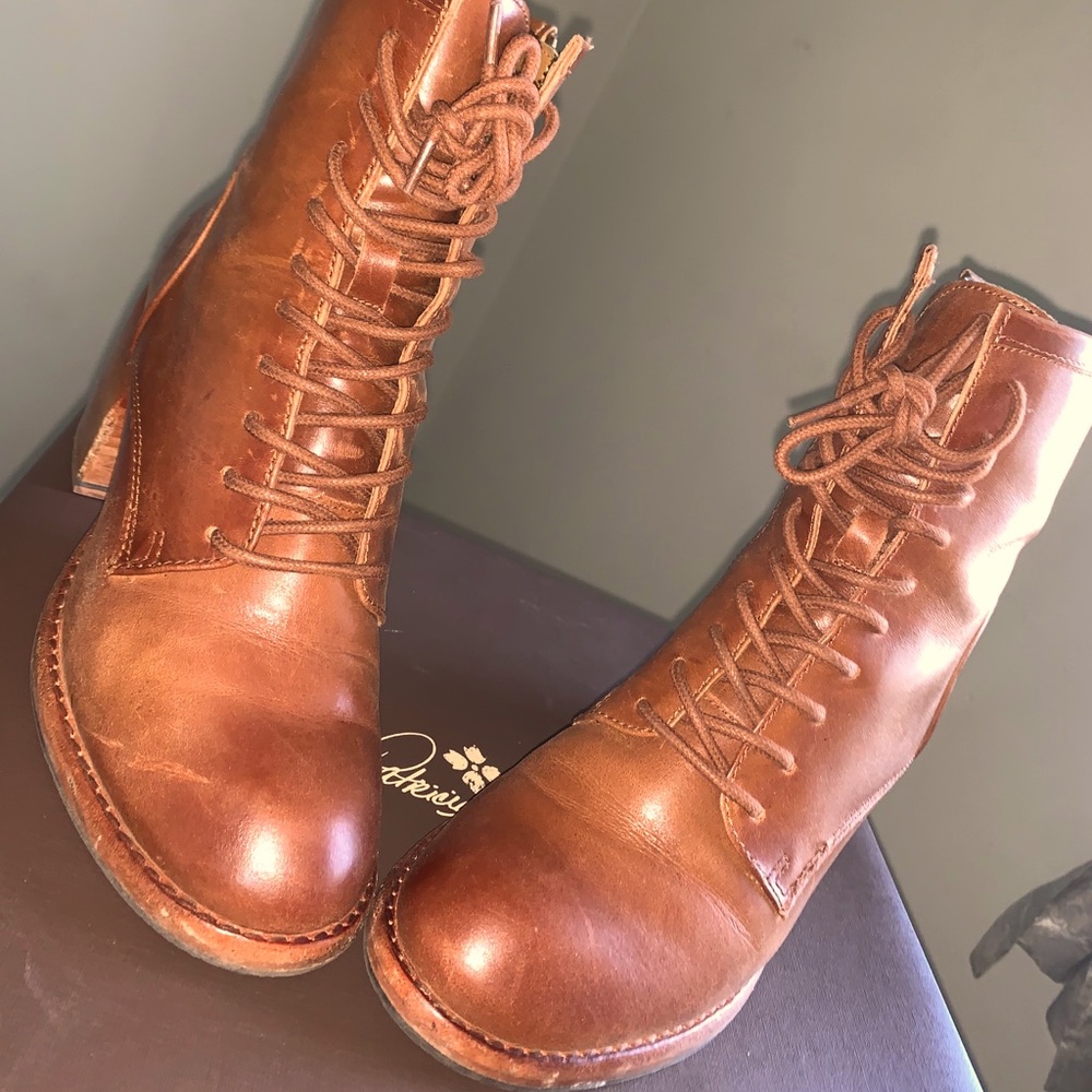 Boots Patrick Nash